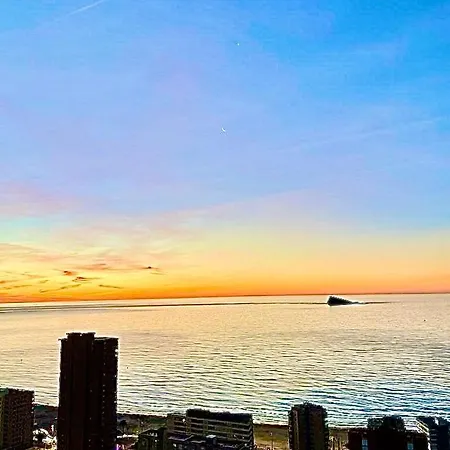 Sky Intempo Resort & Spa Benidorm Apartment Esterno foto